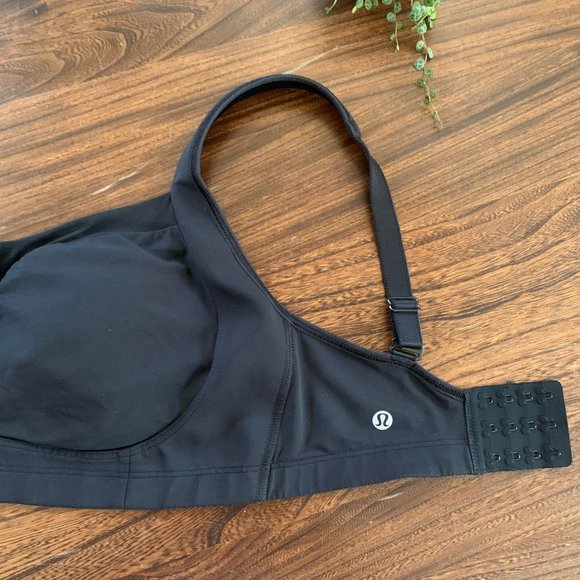 Lululemon sport bra (36E) - Picture 6 of 6